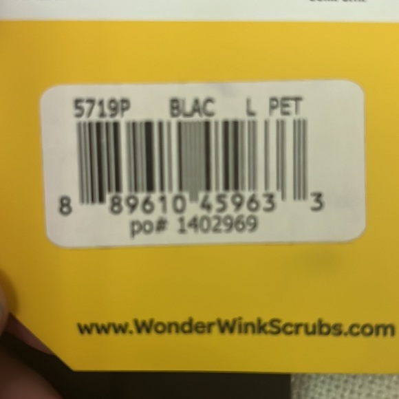 WonderWink L Petite Black Jogger Scrub Pants - Picture 5 of 5